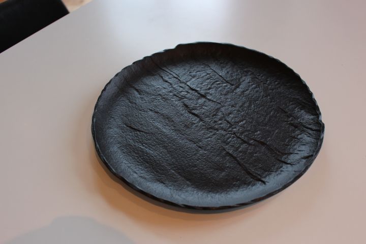 665252-3 Serveringsporslin, uppläggningsfat, skålar, tallrikar mm