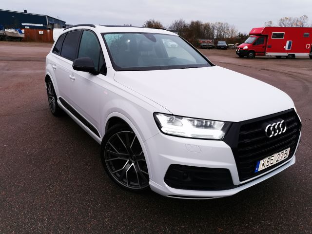 737213-4 Audi Q7 SQ7 4.0 TDI quattro (435hp) - 2018 (KEE275)