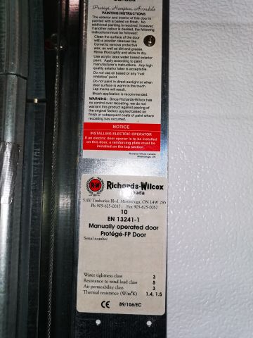 737207-7 Garage door with motor 258x210