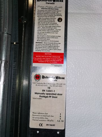 737207-8 Garage door with motor 258x210