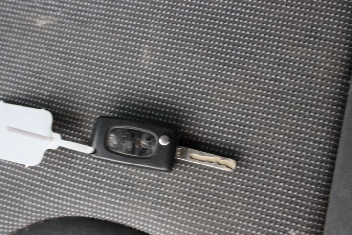 665272-10 Citroen Jumpy HDi, (13957 mil) - 2013