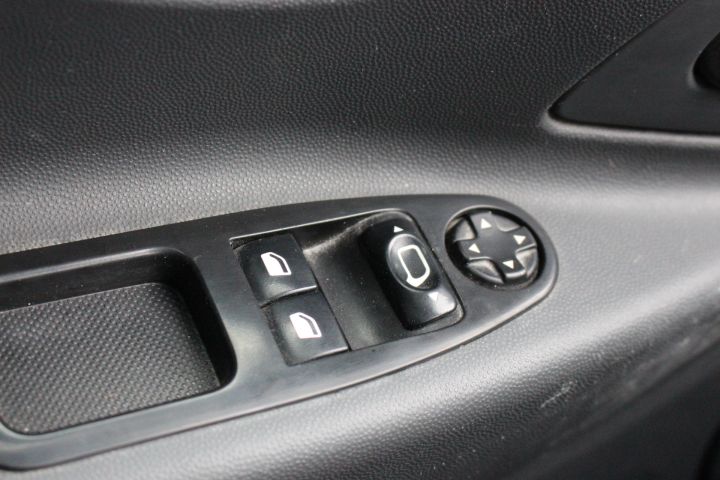 665272-12 Citroen Jumpy HDi, (13957 mil) - 2013