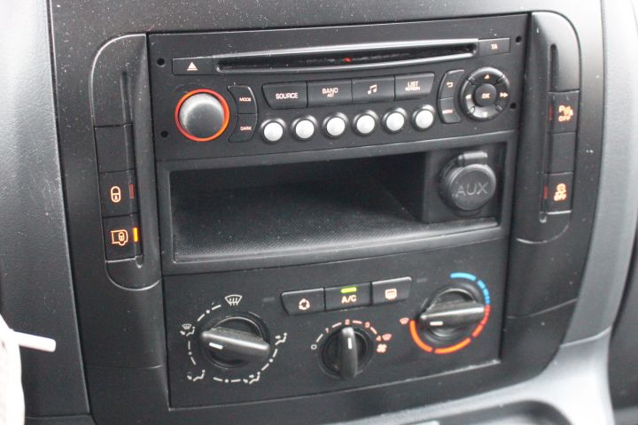 665272-15 Citroen Jumpy HDi, (13957 mil) - 2013