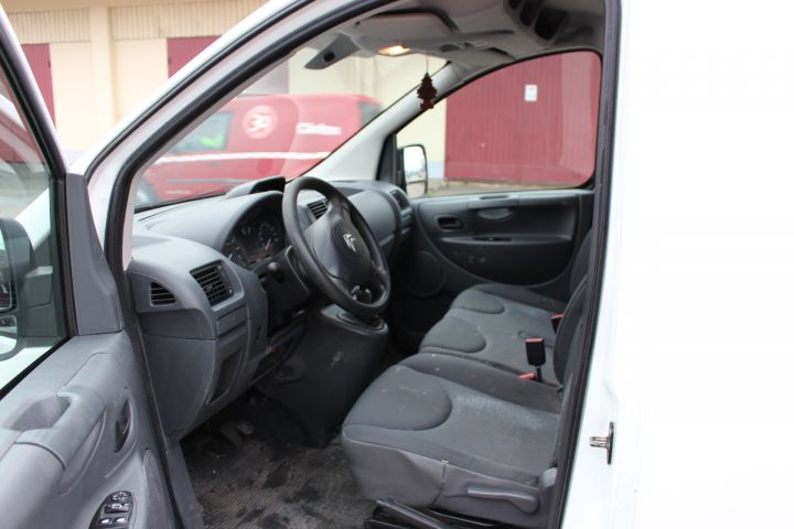 665272-23 Citroen Jumpy HDi, (13957 mil) - 2013