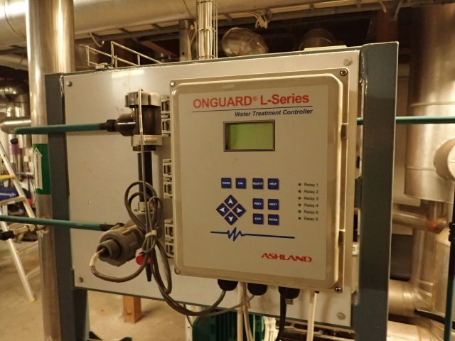 687997-14 Large refrigeration system for industry