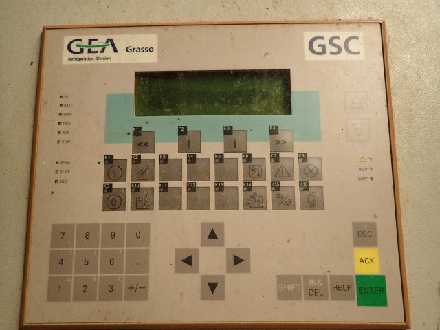 687997-18 Large refrigeration system for industry