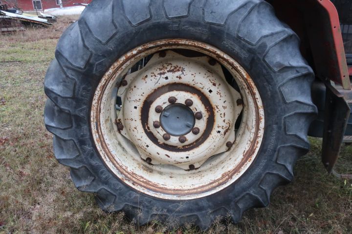 691298-19 Tractor, SAME LASER 110 V 4WD -85