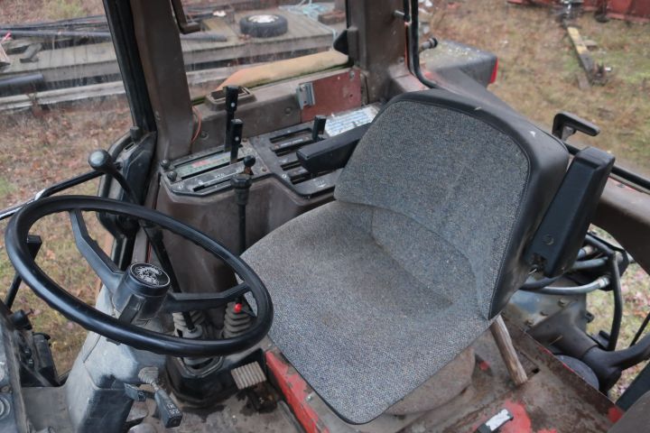 691298-25 Tractor, SAME LASER 110 V 4WD -85