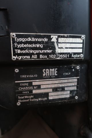 691298-33 Tractor, SAME LASER 110 V 4WD -85