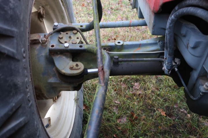 691298-41 Tractor, SAME LASER 110 V 4WD -85