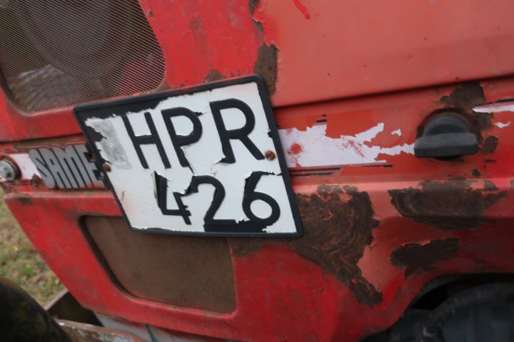 691298-42 Tractor, SAME LASER 110 V 4WD -85