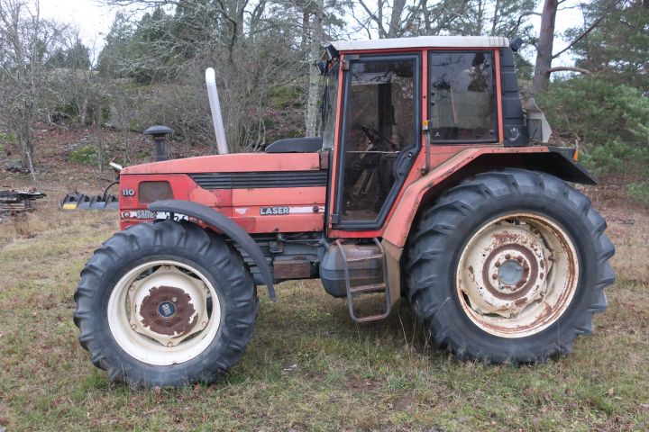691298-46 Tractor, SAME LASER 110 V 4WD -85