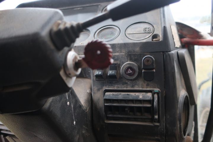 691298-51 Tractor, SAME LASER 110 V 4WD -85