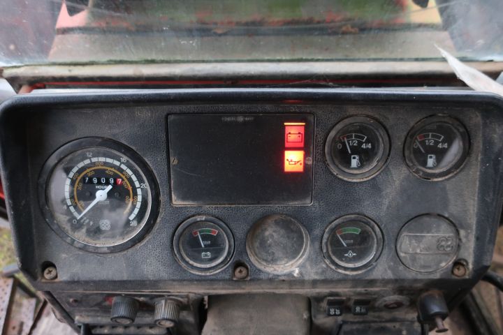 691298-52 Tractor, SAME LASER 110 V 4WD -85