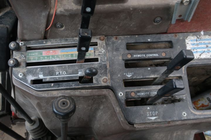 691298-53 Tractor, SAME LASER 110 V 4WD -85