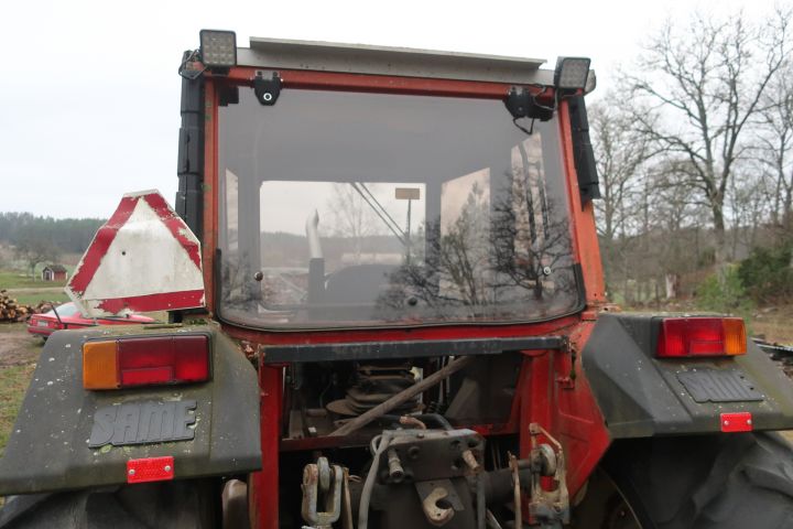 691298-58 Tractor, SAME LASER 110 V 4WD -85