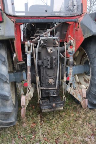 691298-59 Tractor, SAME LASER 110 V 4WD -85
