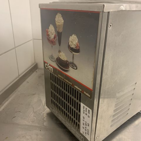 731668-6 Cream blower CRM E5