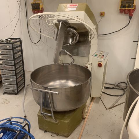 731672-1 Dough mixer planetary mixer Sottoriva SA / 120