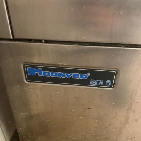 731676-9 Dishwasher: Back dishwasher Hoonved EDI 6, and sink