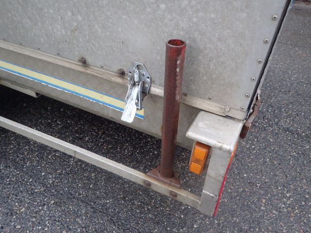 689095-8 Lööve trailer