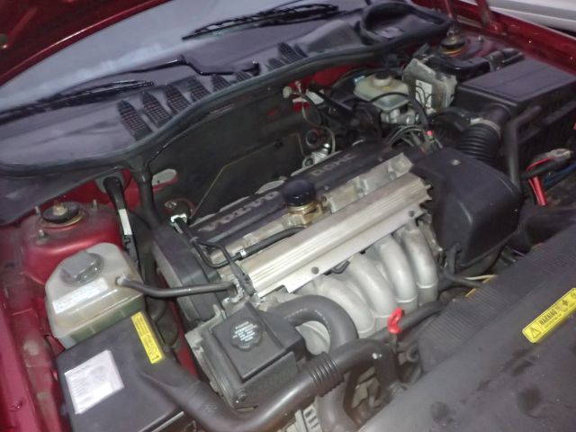 689100-8 VOLVO 854-512 S 2.5, 1995, 142 hp