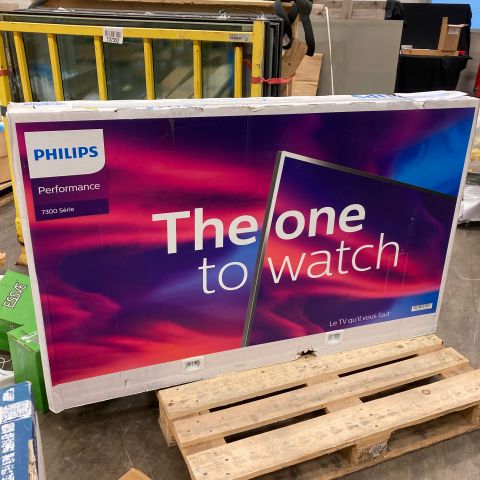 737395-2 Philips 65 "65PUS7354 / 12 Smart TV (Android TV, 4K, Ambilight)