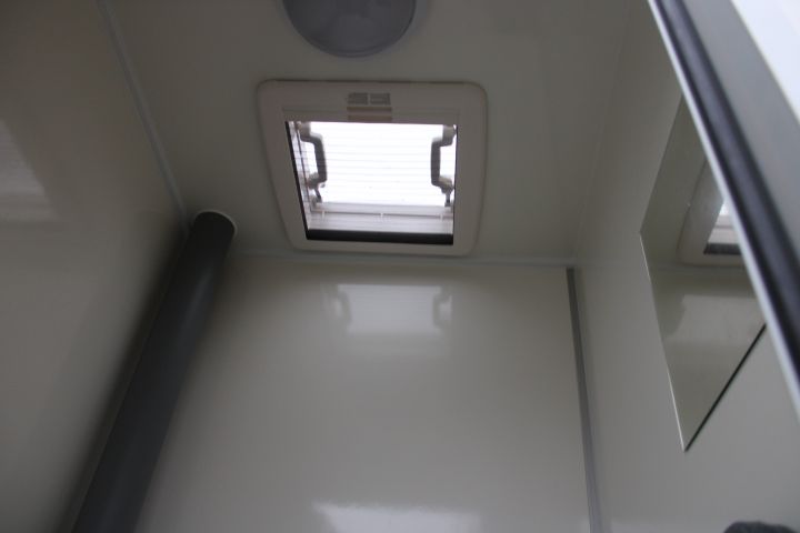 737849-25 Eurowagon Crew Booth Reg. No. JET60A -19