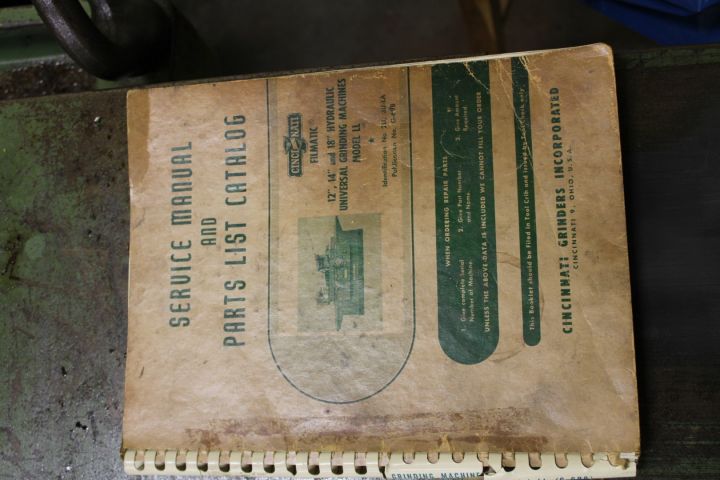 737863-8 Hydraulic Universal Grinding Machine Cincinnati