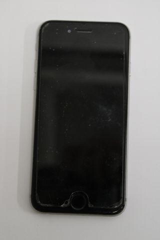 737905-16 Iphone x7 (icloud-locked)