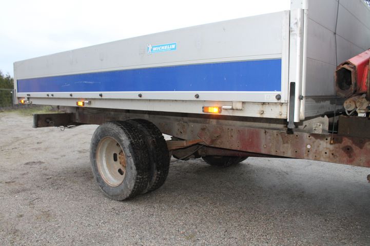 737882-10 Crane truck IVECO 35C12 Year 2004