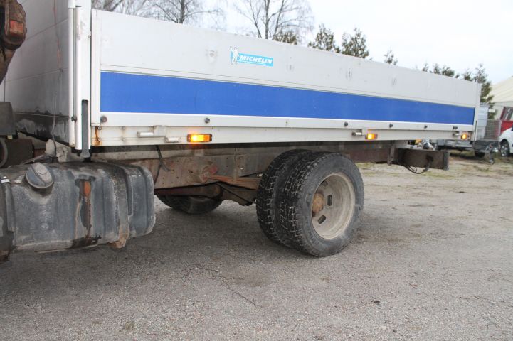 737882-13 Crane truck IVECO 35C12 Year 2004