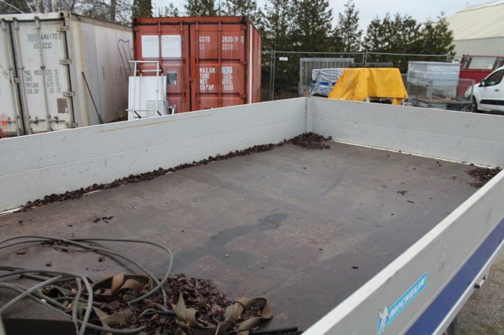 737882-19 Crane truck IVECO 35C12 Year 2004