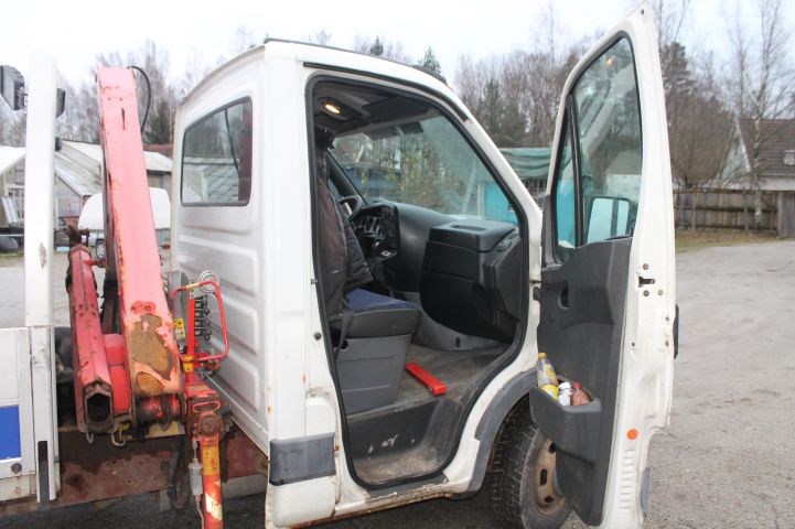 737882-35 Crane truck IVECO 35C12 Year 2004