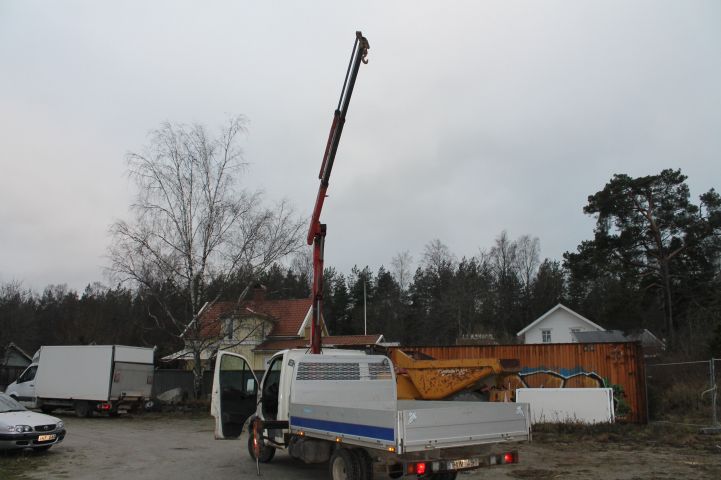 737882-46 Crane truck IVECO 35C12 Year 2004