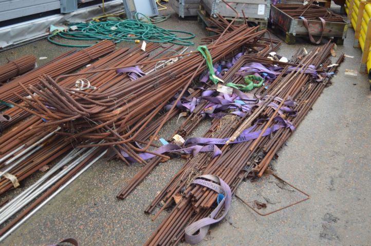 717543-14 Reinforcement joints, form rods, mesh spacers, expanded metal, comax boxes, concrete spacers