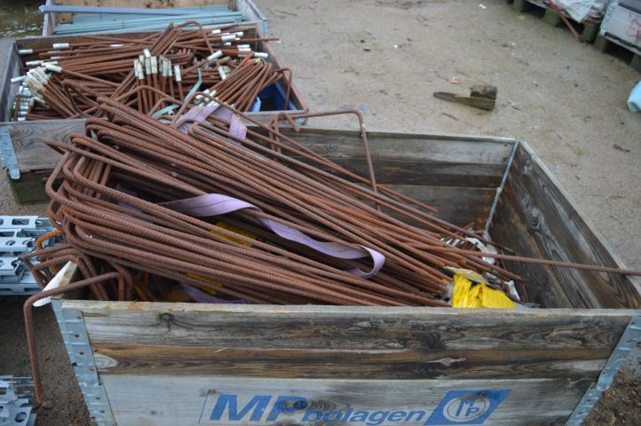 717543-19 Reinforcement joints, form rods, mesh spacers, expanded metal, comax boxes, concrete spacers