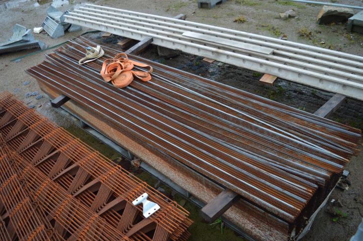 717543-23 Reinforcement joints, form rods, mesh spacers, expanded metal, comax boxes, concrete spacers