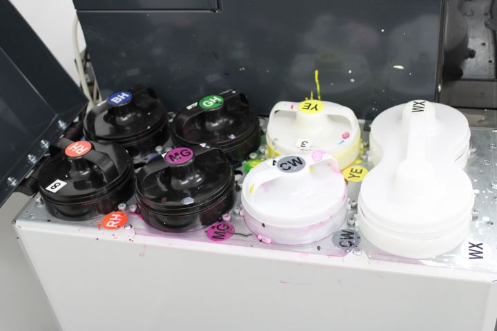 665286-7 PC controlled refractor / paint mixer EVOFLX-LV, Corob, 2017