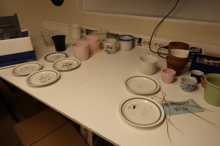 458261-18 Radio KFUM 92.7