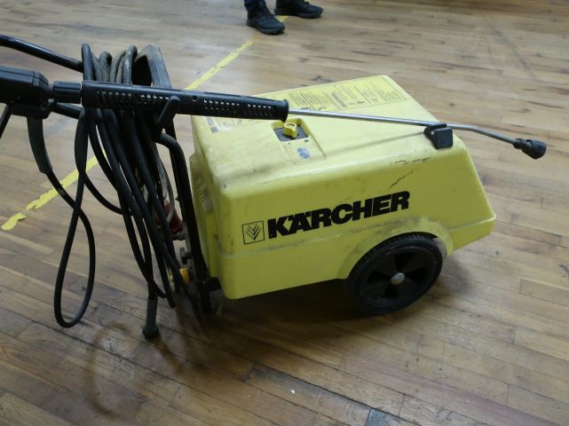 447851-3 Kärcher high pressure washer HD 1000 SE in