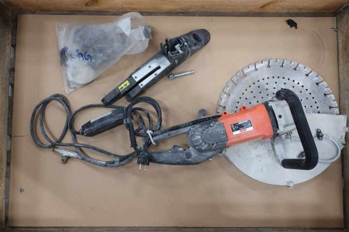 738904-1 Concrete saw AGP C16