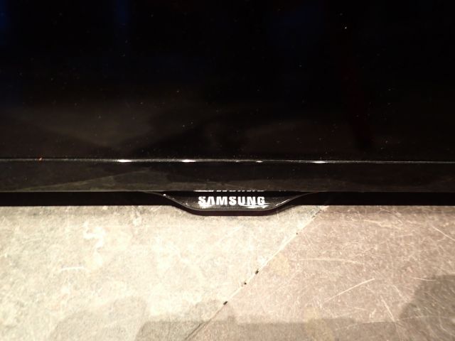 527874-2 TV Samsung 50 inch