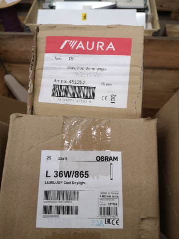 740058-8 Stool with fluorescent lamps from i.a. OSRAM (No. 67)