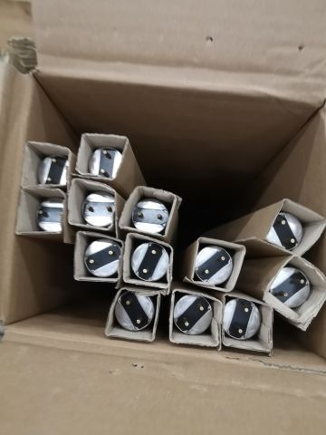 740058-12 Stool with fluorescent lamps from i.a. OSRAM (No. 67)