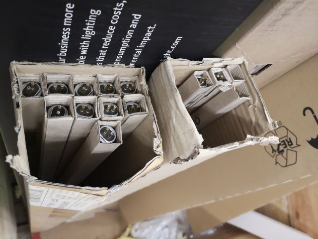 740058-15 Stool with fluorescent lamps from i.a. OSRAM (No. 67)