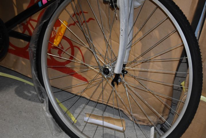 682507-4 Mistral 18 vxl. 26¨Svart Ny