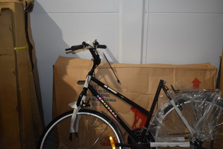 682507-10 Mistral 18 vxl. 26¨Svart Ny