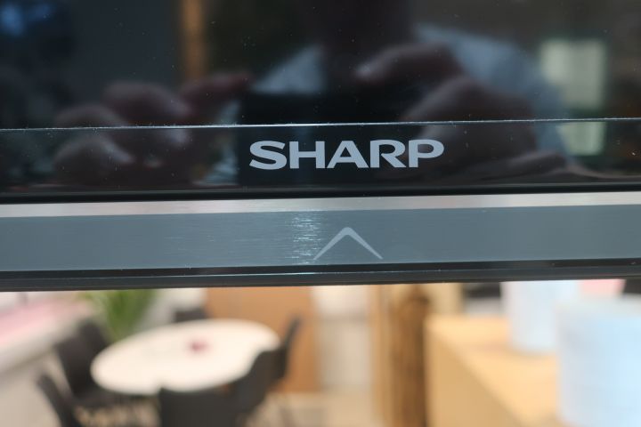 719390-3 SHARP TV 46tum