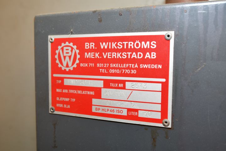 740822-6 Edge press / Hydraulic press BR. Wikström BWP 30H